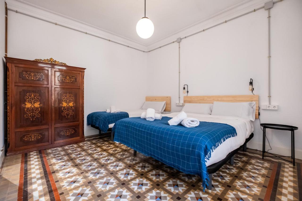Modernist For Large Groups In Eixample * Barcelone